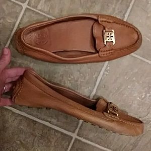 PRICE IS FIRM:Tory Burch Driving Moccasins/Loafers